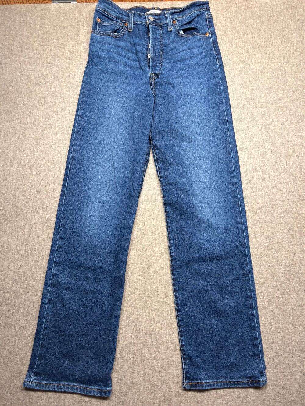 Levi’s Ribcage Straight Jeans Women’s 29x32 High Rise Button Fly Medium Wash